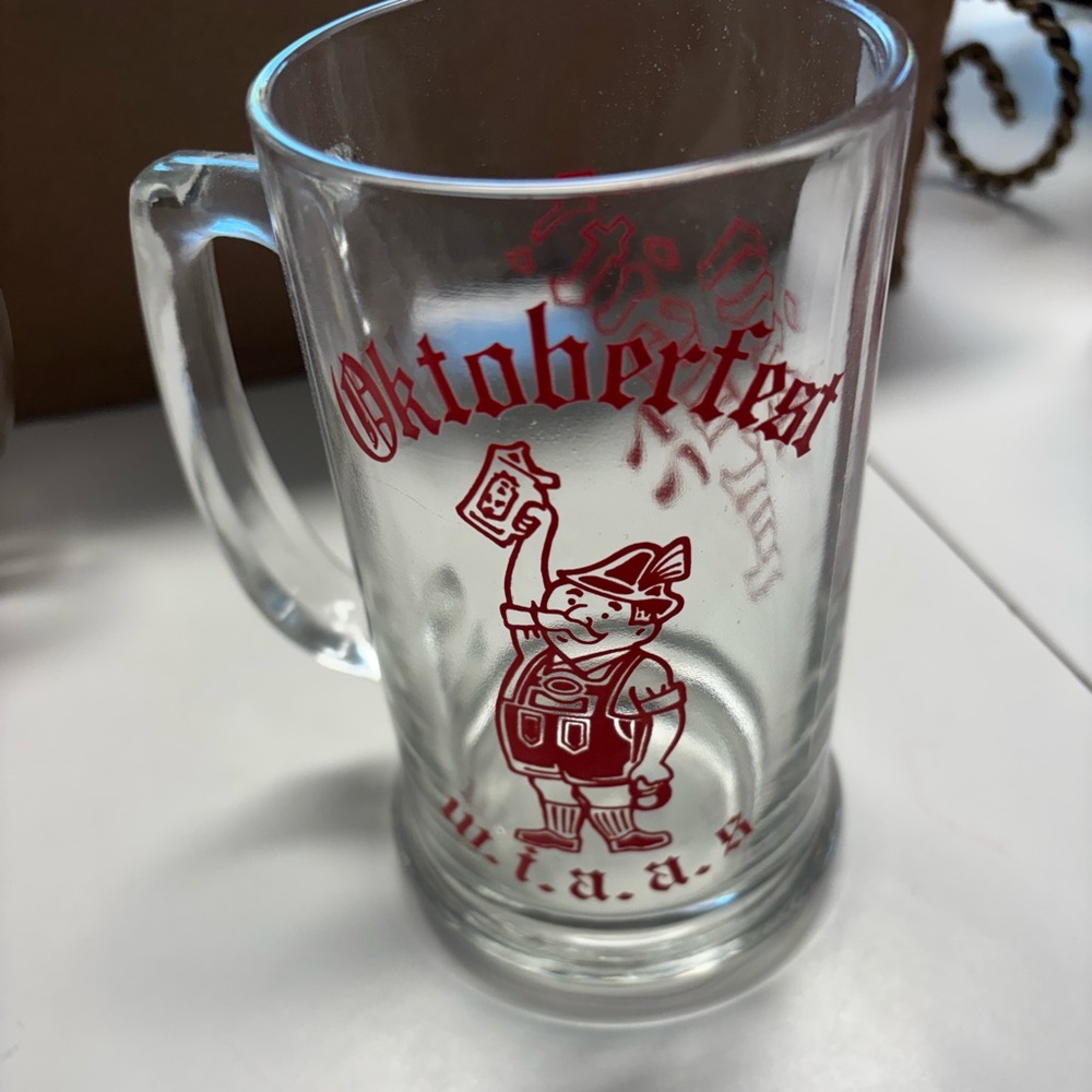 OKTOBERFEST 1977 BEER MUG